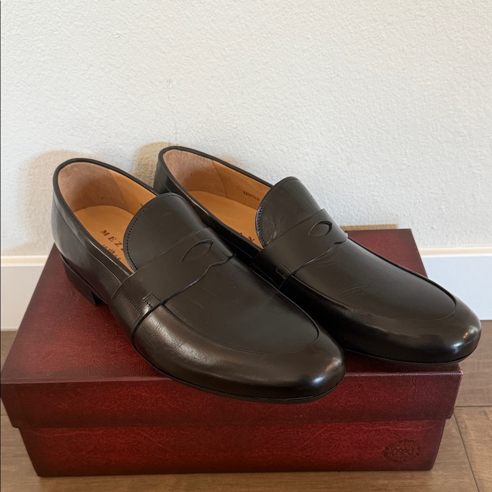 Mezlan Classic Black Leather Slip-Ons